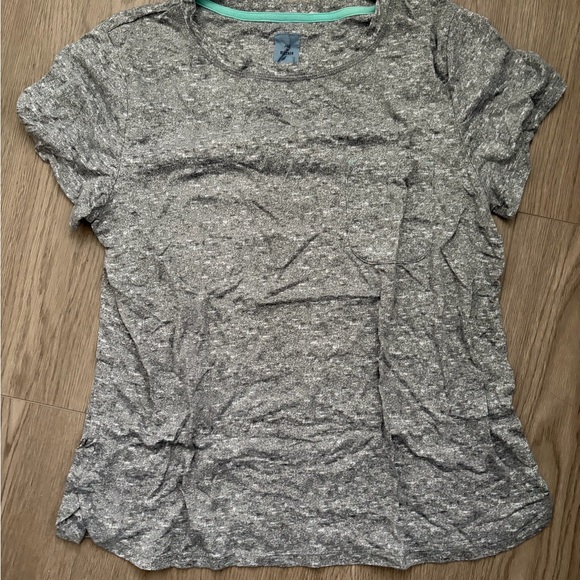 Jane and Bleecker Tops - Jane and Bleecker Heathered Gray Short Sleeve Tee